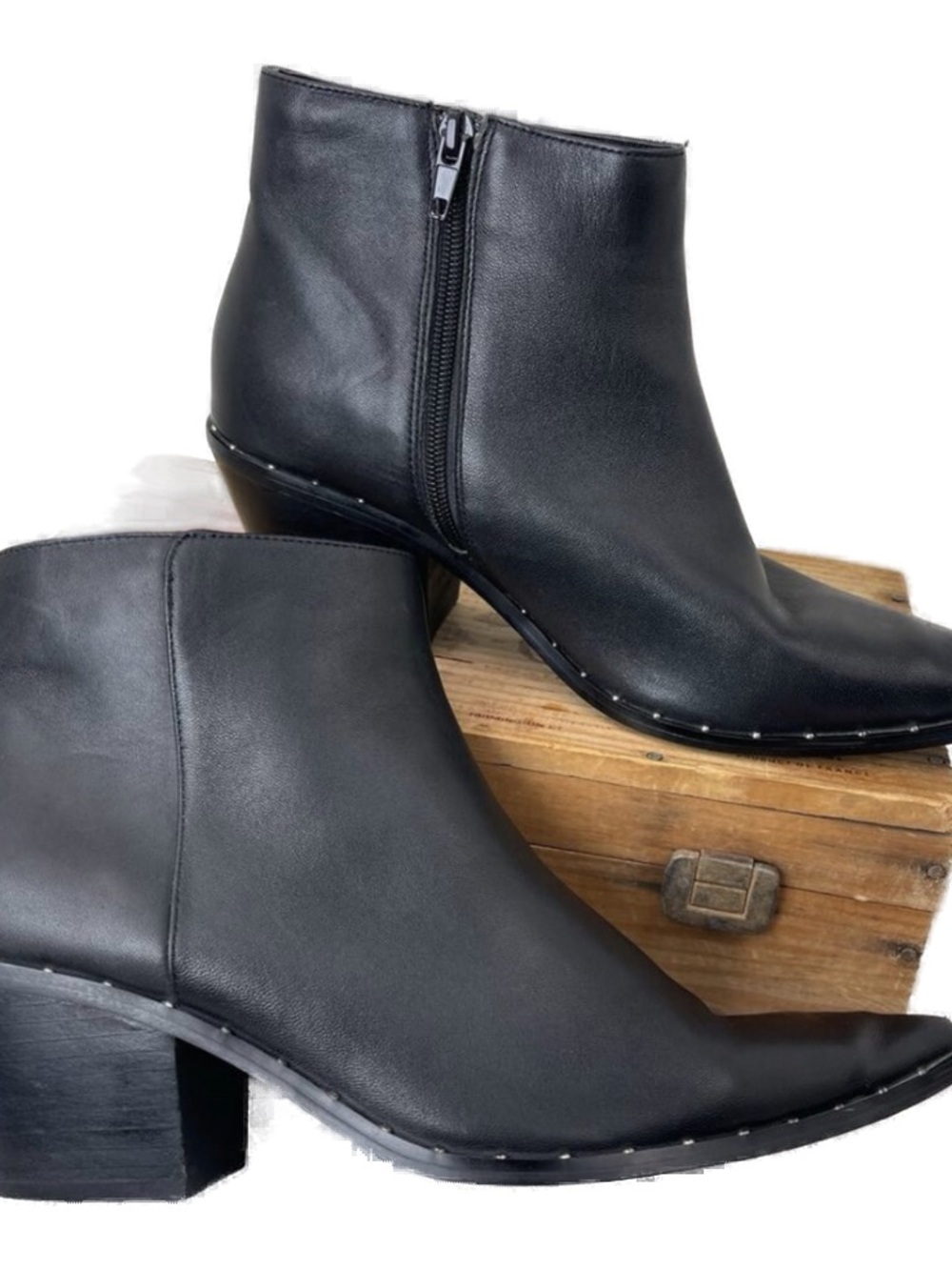 Charles by Charles David Women Ankle Boots Size 9.5 Black Pointed Toe Studded